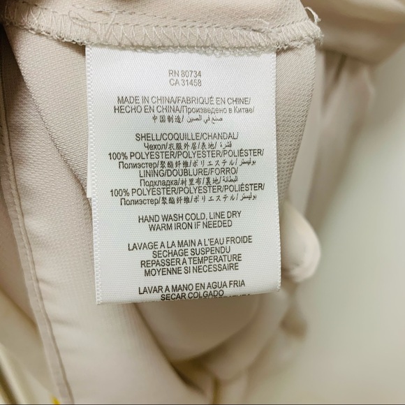 NWT BCBG Cutout Dress Size 4 Cream - Picture 12 of 15